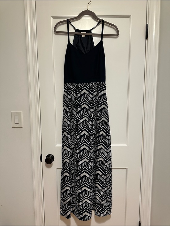 J. Crew Dresses & Skirts - J. Crew Navy Bodice Chevron Print Maxi Dress